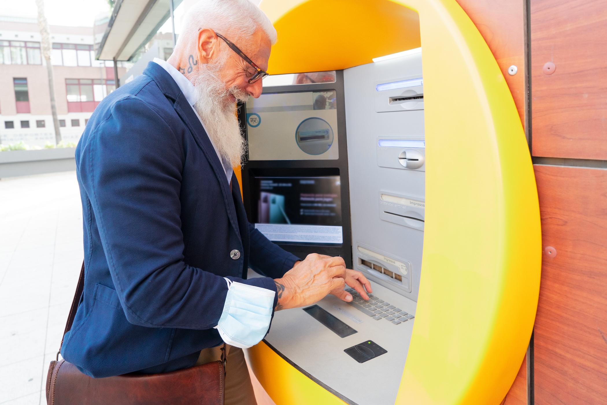 Making Overdraft Protection Easier to Access: The Member Case for Courtesy Pay Making Overdraft Protection Easier to Access: The Member Case for Courtesy Pay